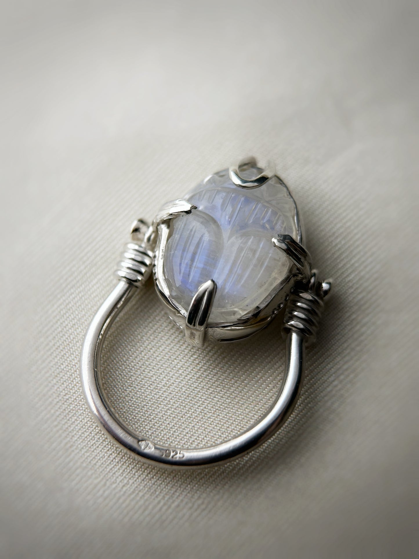 NOCTIS KHEPRI ring