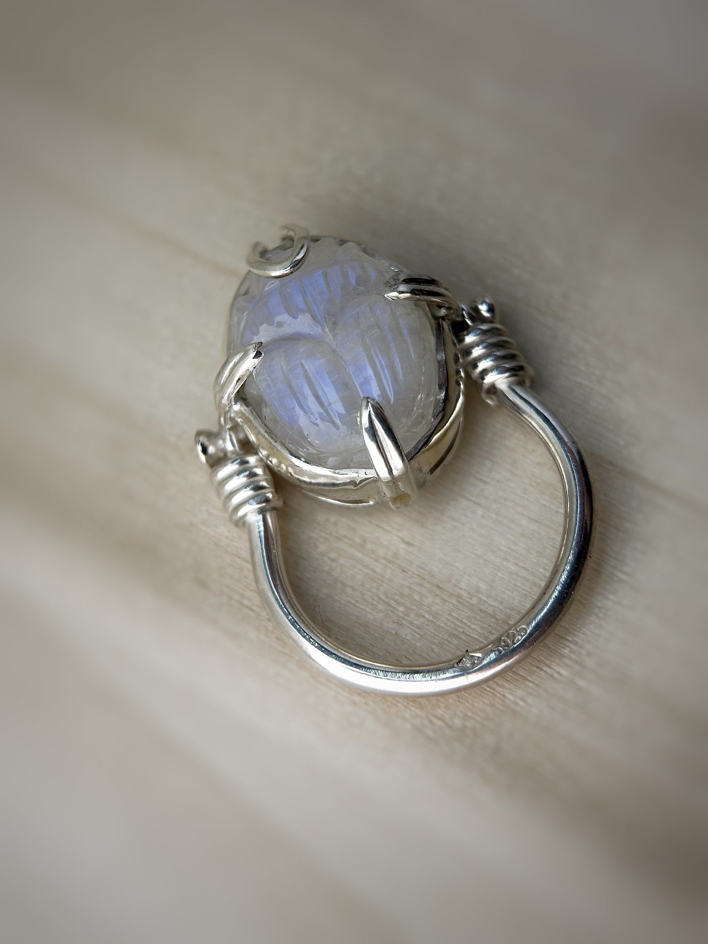 NOCTIS KHEPRI ring