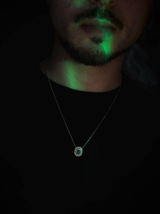PHŌS GAÏAS Pendant